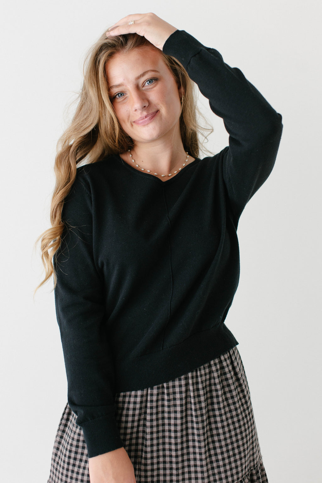 'Kelsie' Lightweight Cotton V-Neck Sweater