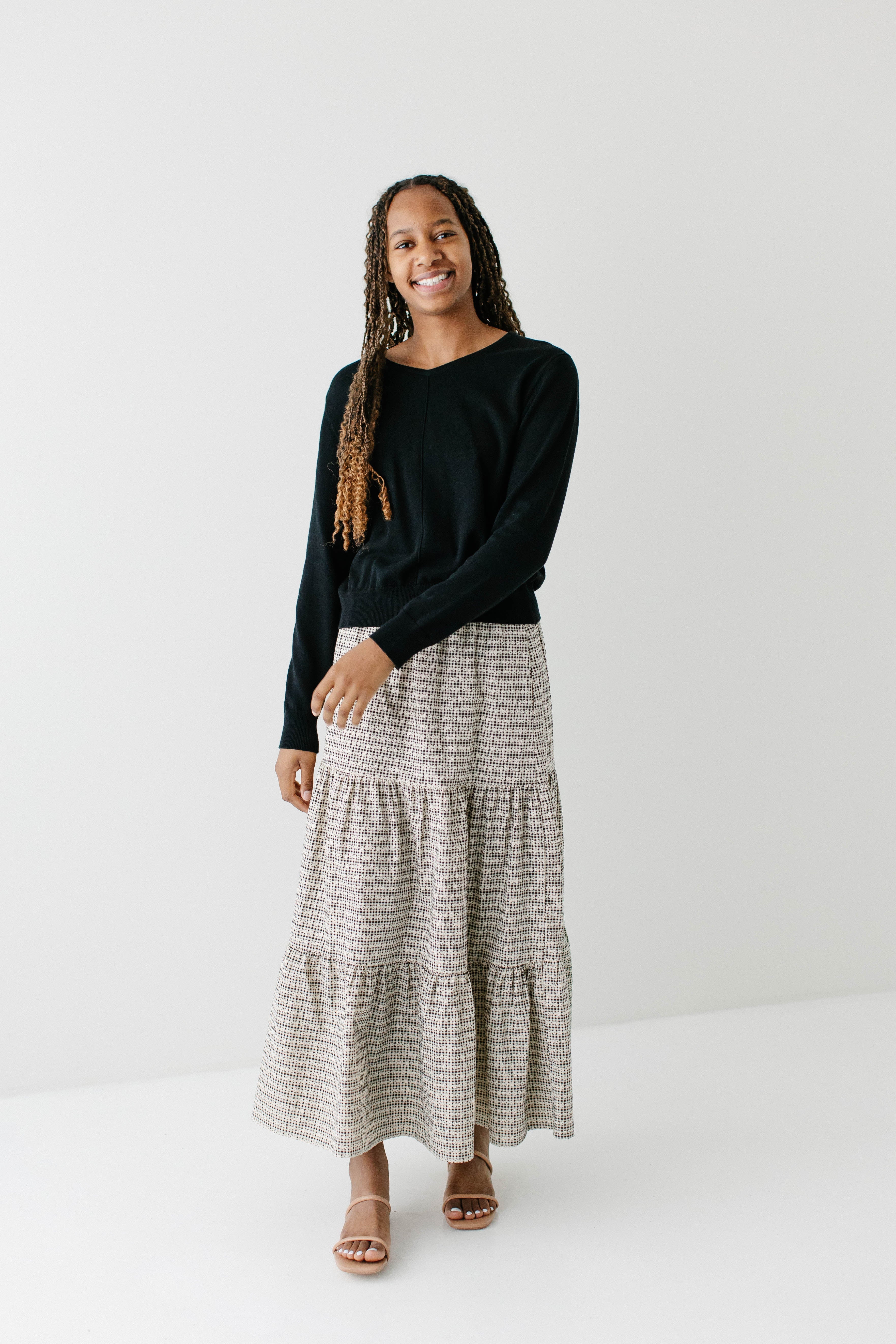 'Kelsie' Lightweight Cotton V-Neck Sweater